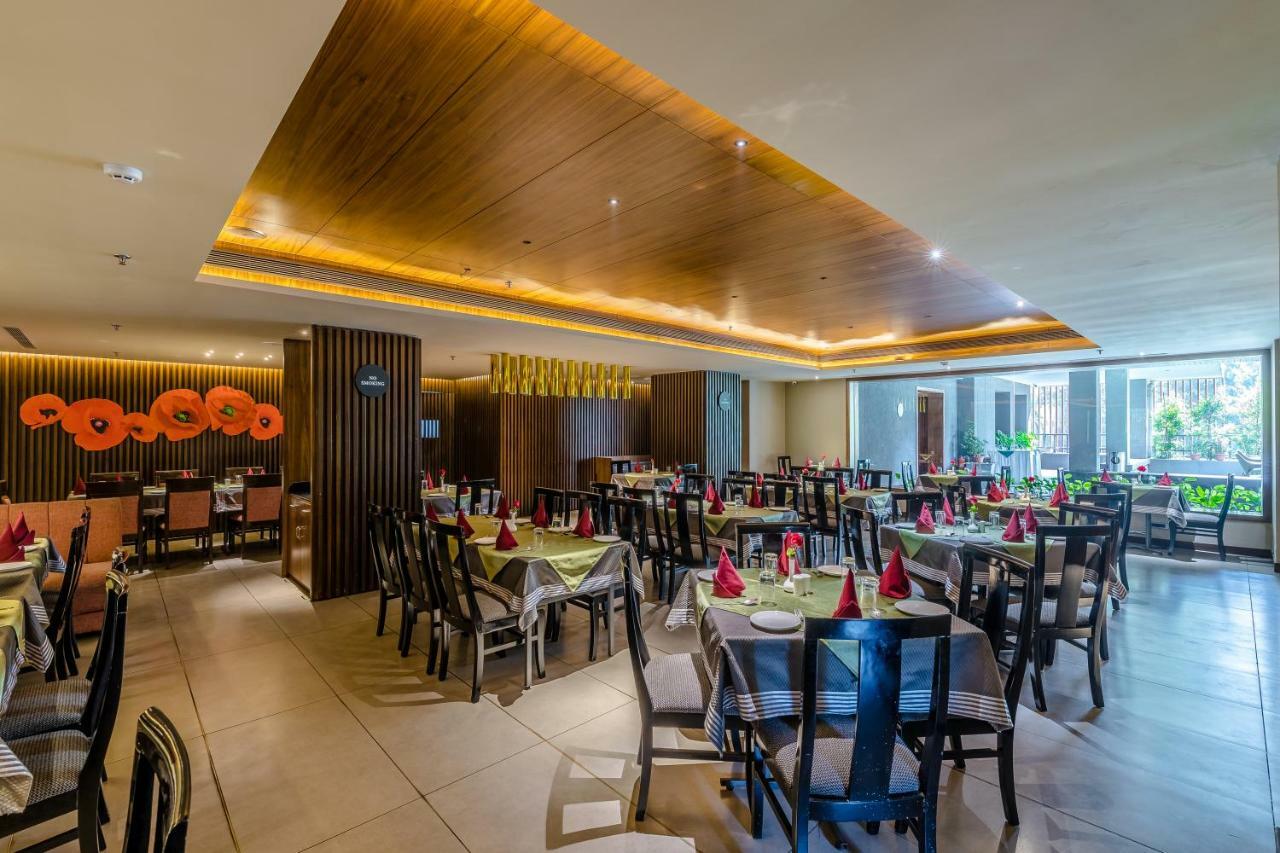 Princeton Club Kolkata Eksteriør bilde