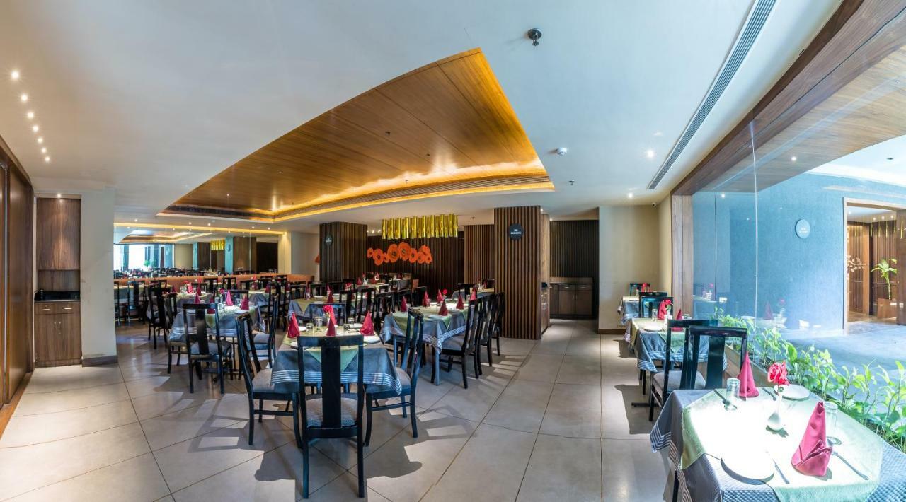 Princeton Club Kolkata Eksteriør bilde